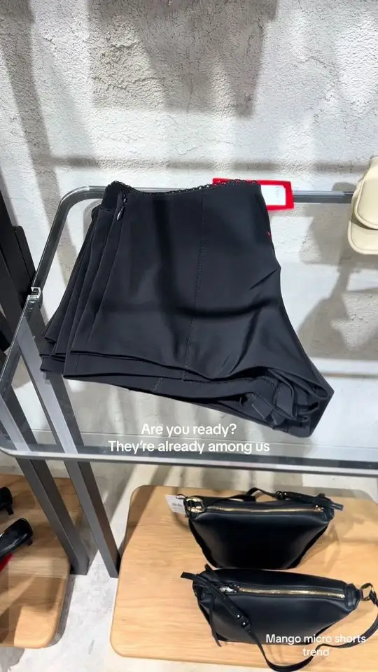 Tiktok post preview 2 from @nicole.mchr