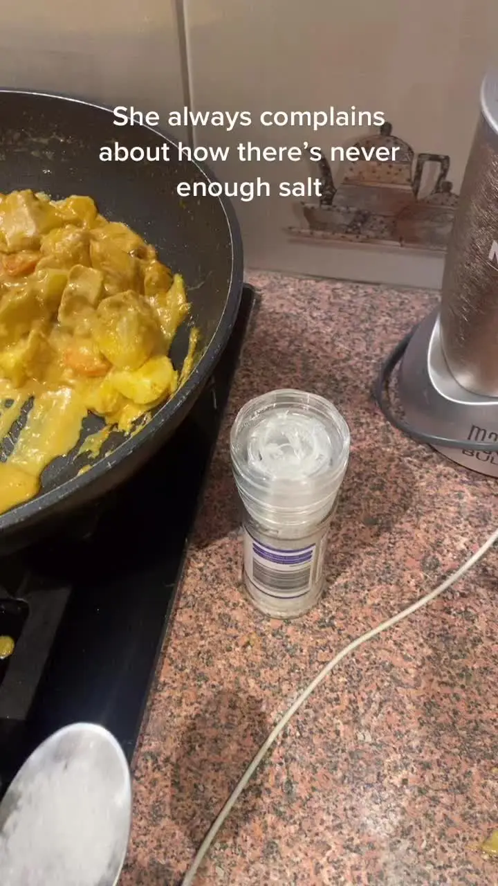 Tiktok post preview 2 from @joshjakeee