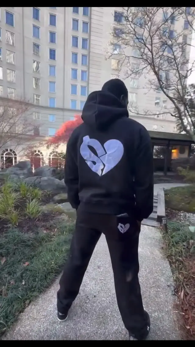 Instagram post preview 2 from boss.devoo