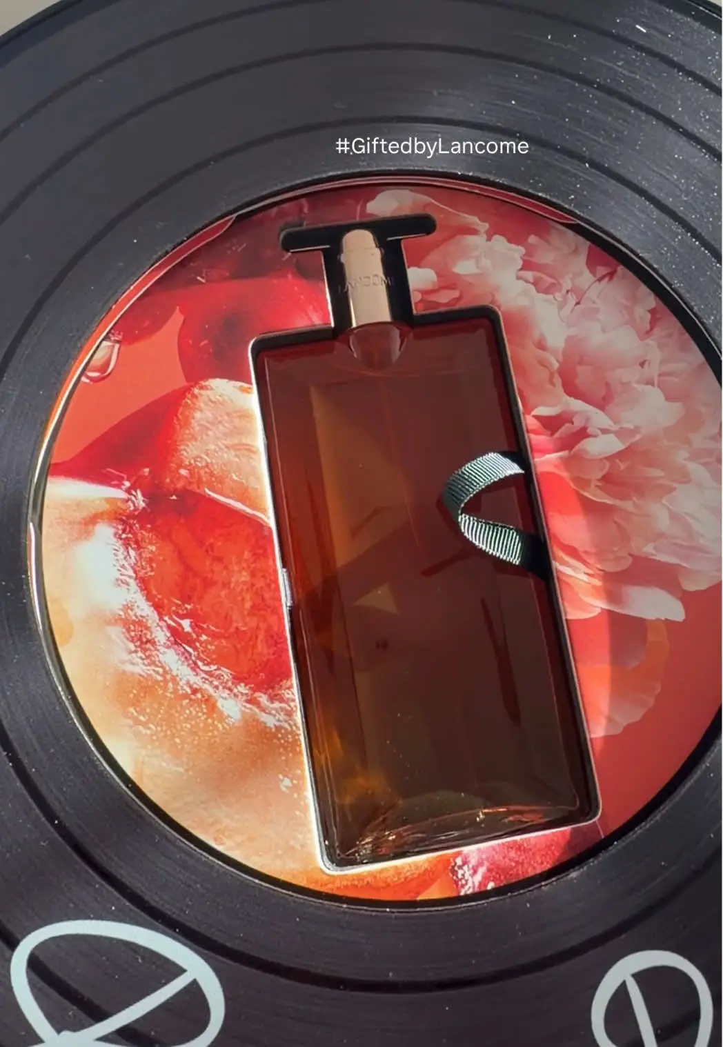 Tiktok post preview 2 from @elachar89
