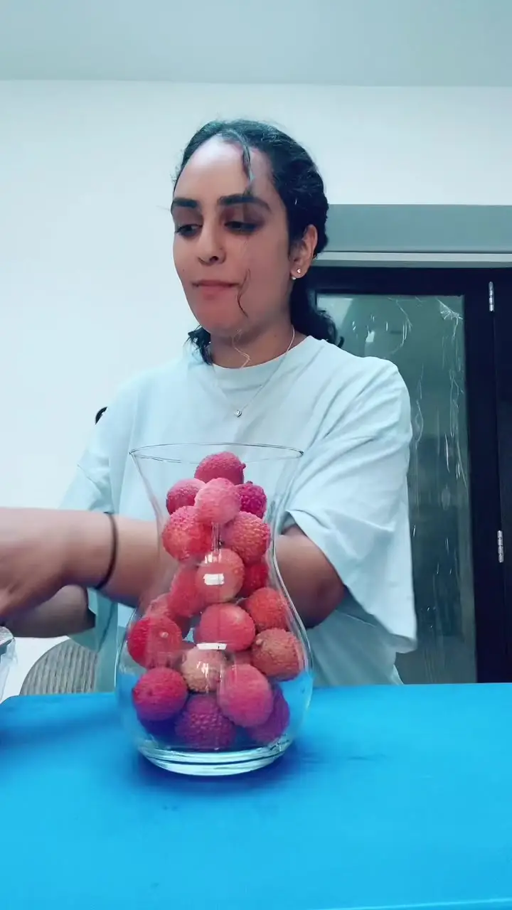 Tiktok post preview 1 from @underratedsis