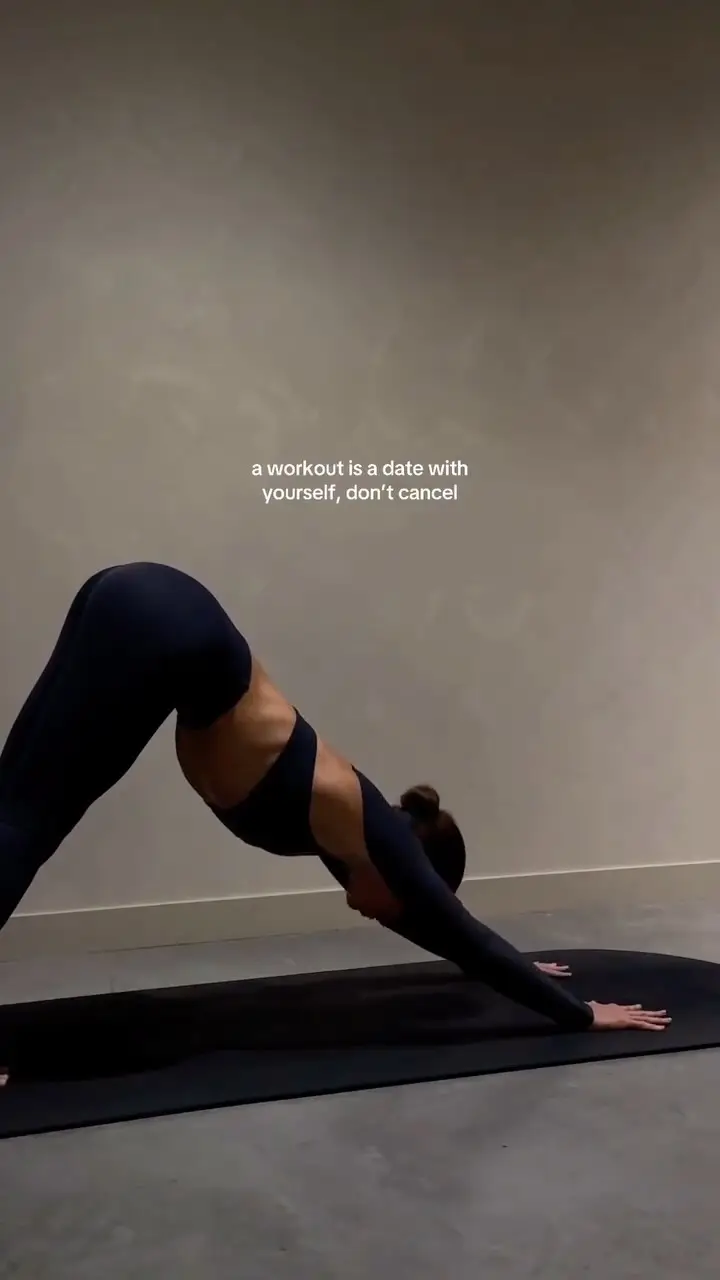 Instagram post preview 2 from courtneywatts