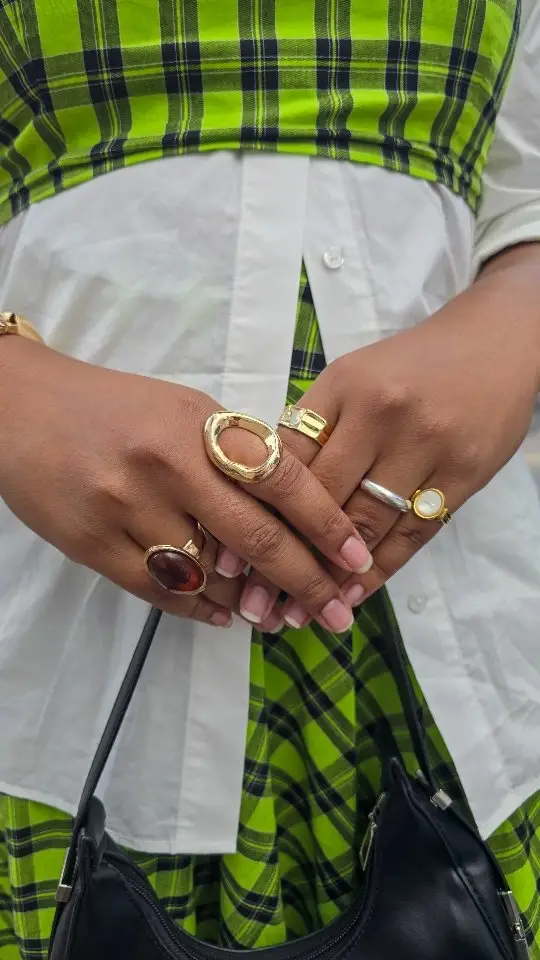 Instagram post preview 3 from dominique.jolee