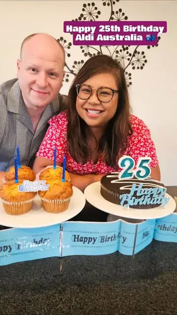 Instagram post preview 3 from eatingtravelling_couple
