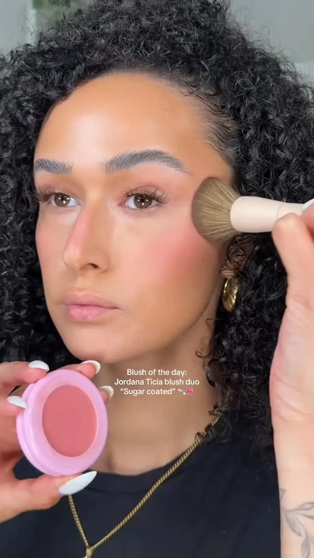 Instagram post preview 3 from hanstluce