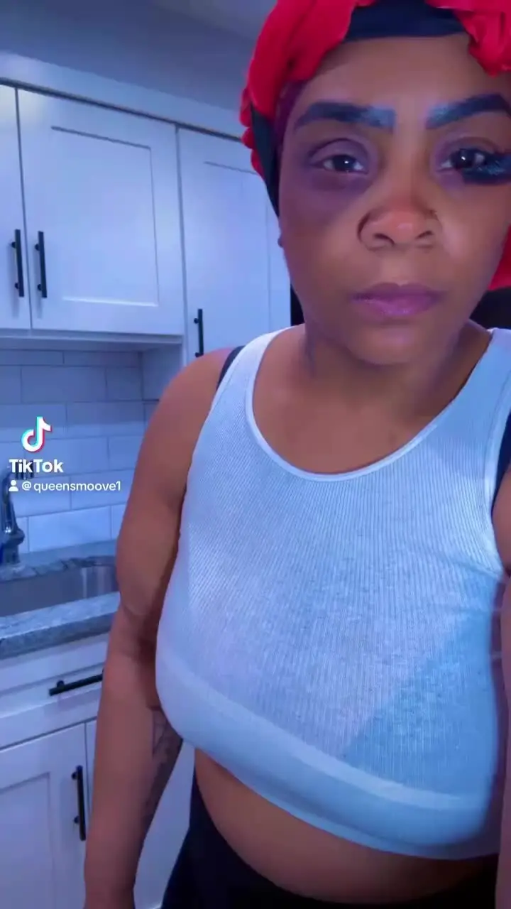 Tiktok post preview 2 from @queensmoove1