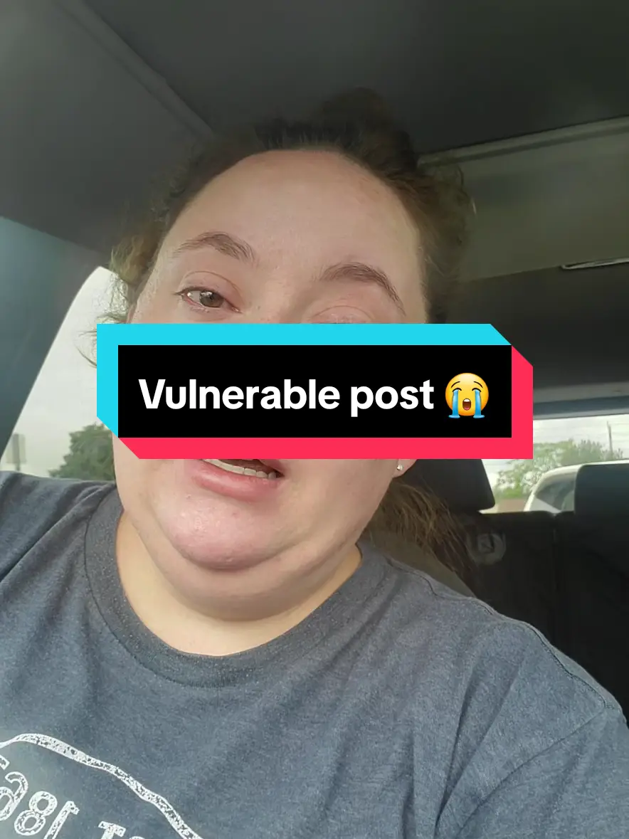 Tiktok post preview 1 from @krystal_janik_