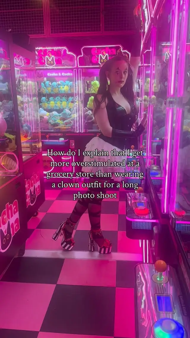 Instagram post preview 3 from simpressboo