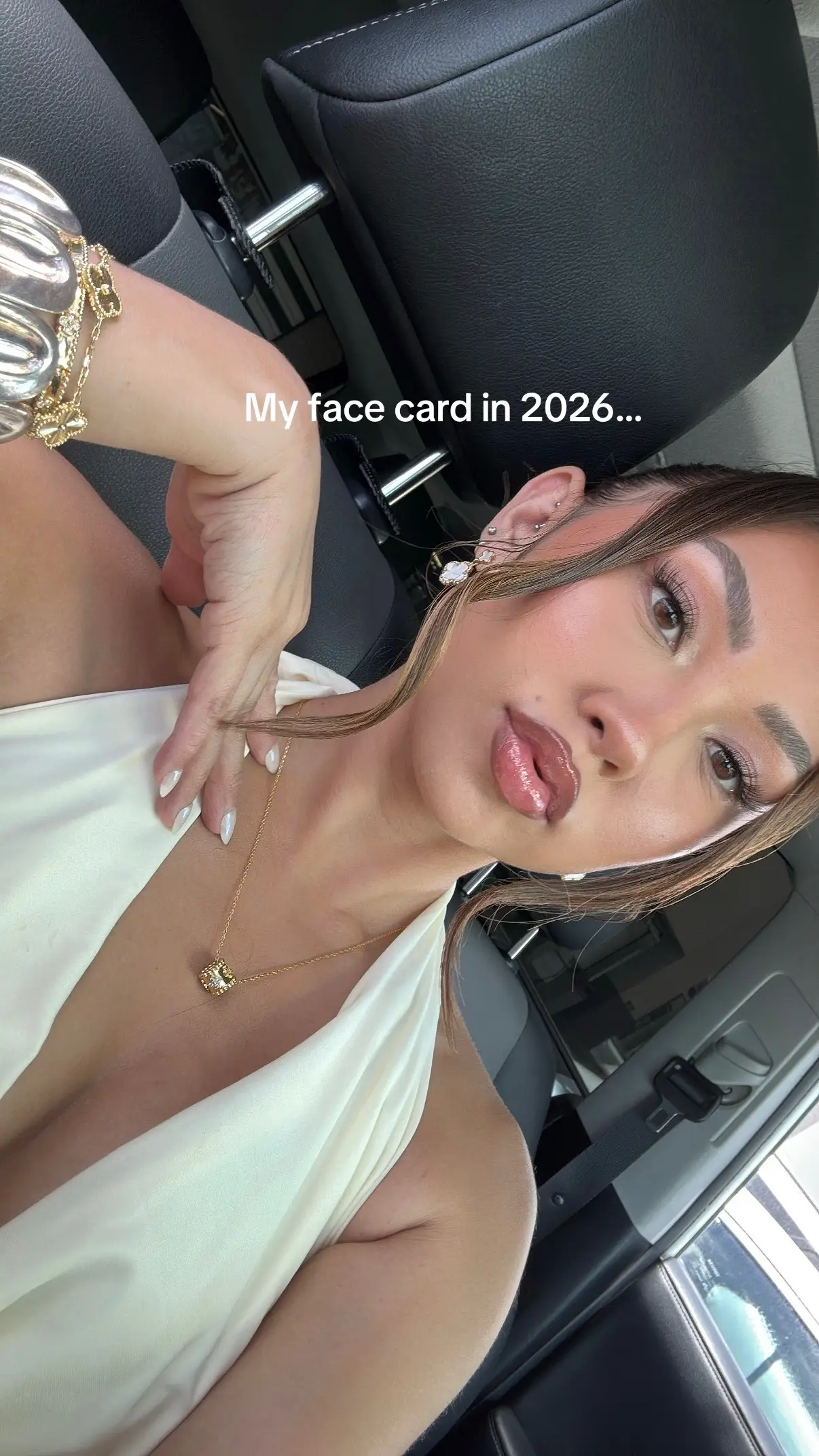 Tiktok post preview 2 from @klaxtniel
