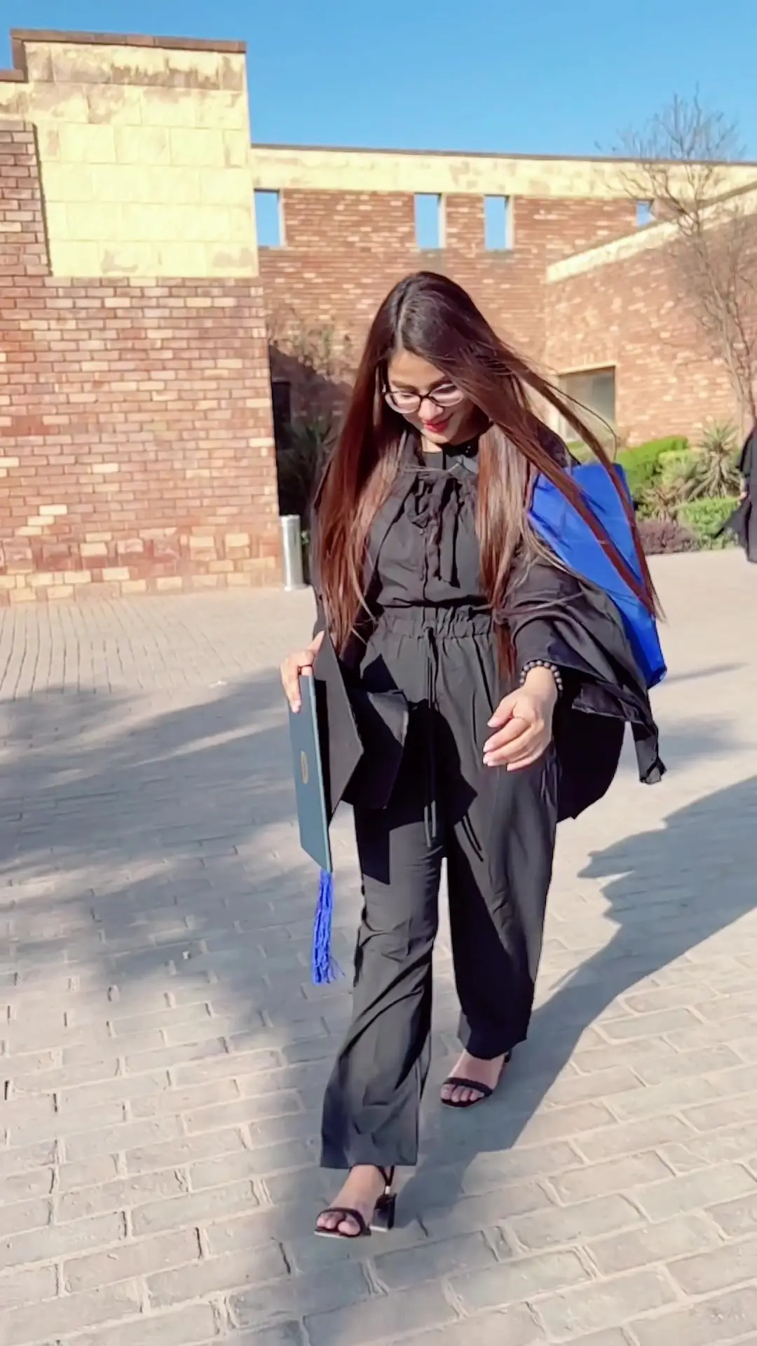 Tiktok post preview 2 from @mahhruuu