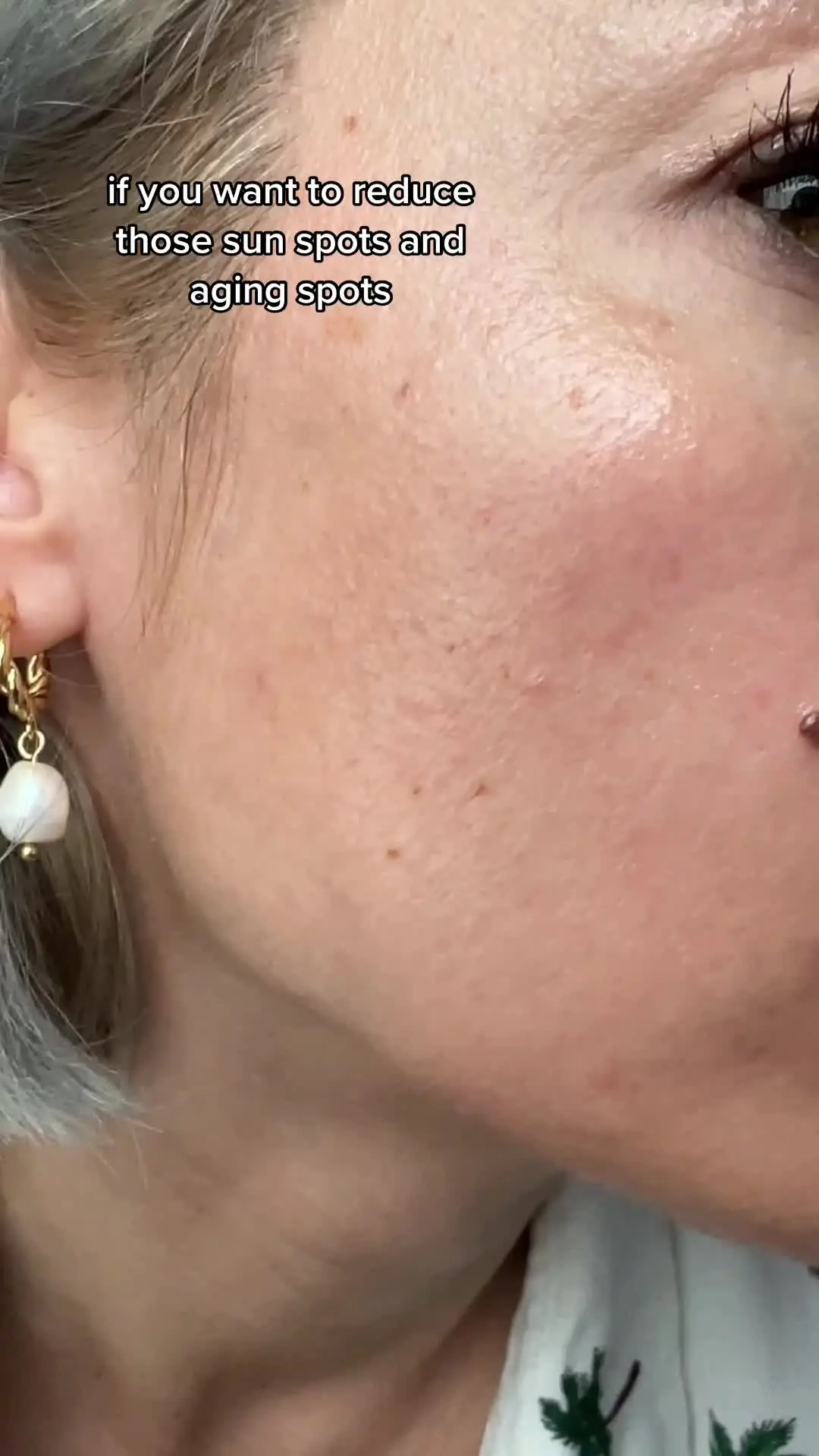 Tiktok post preview 2 from @laura_bruj