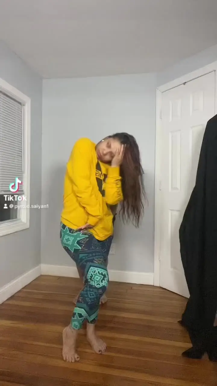 Tiktok post preview 2 from @aliensupastar.3.14