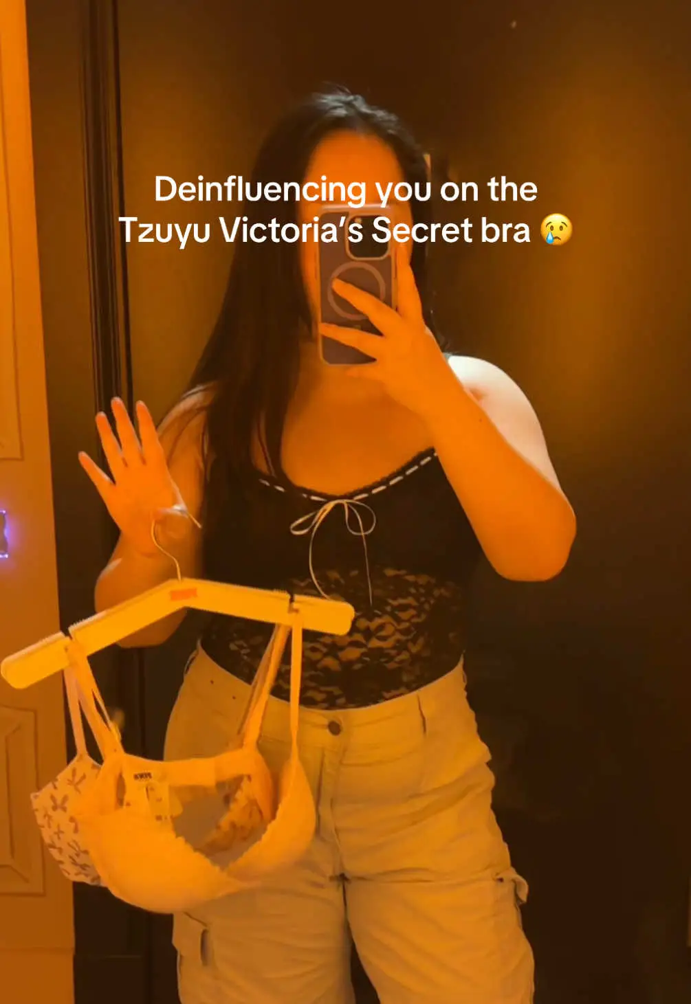 Tiktok post preview 2 from @helloevadinexx