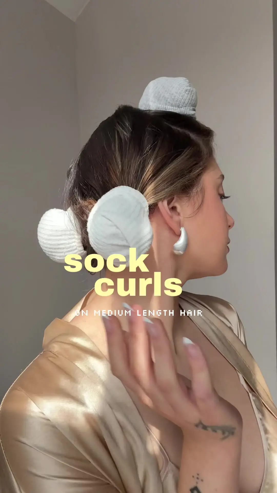 Tiktok post preview 2 from @cleohardiii