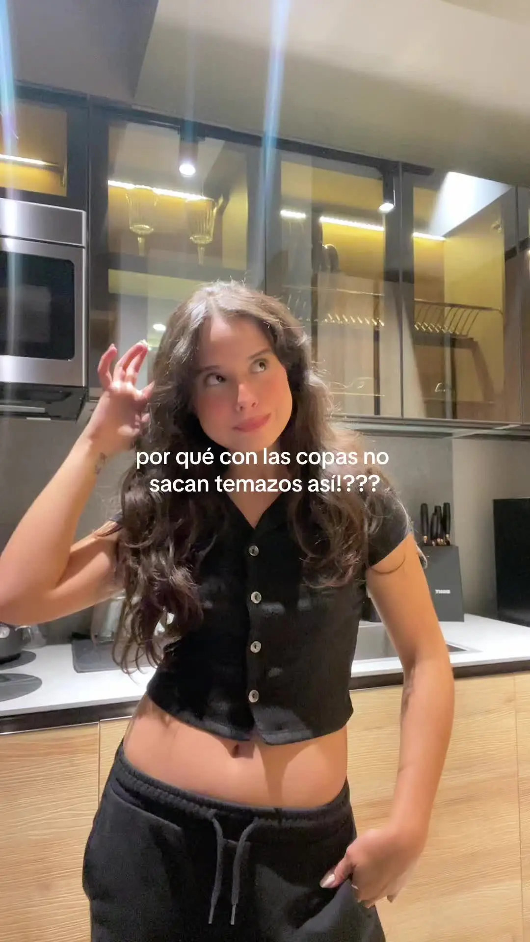 Tiktok post preview 3 from @isabelborges_