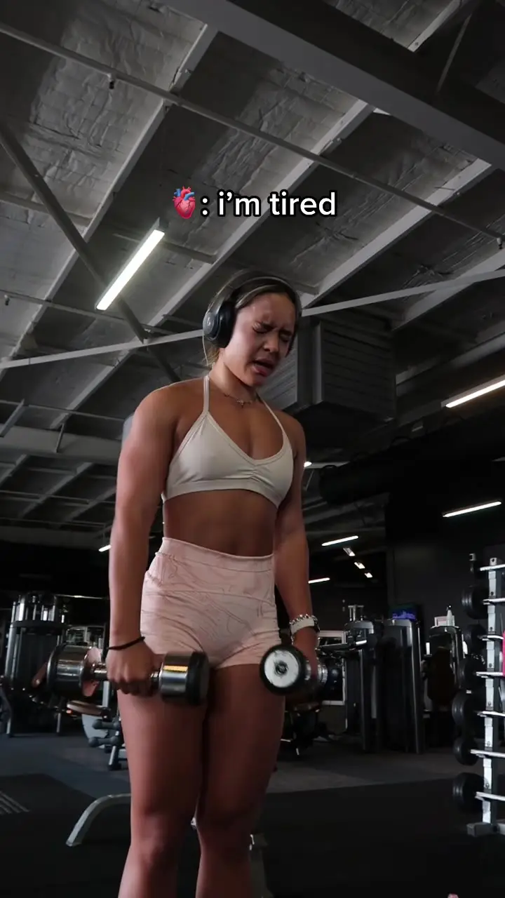 Tiktok post preview 3 from @taylahjadee_