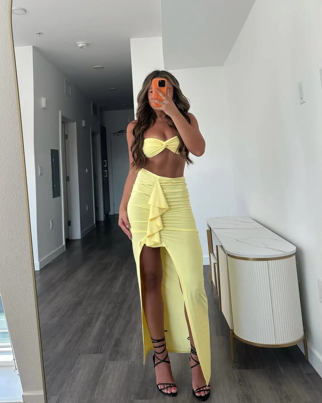 Instagram post preview 2 from _varbs