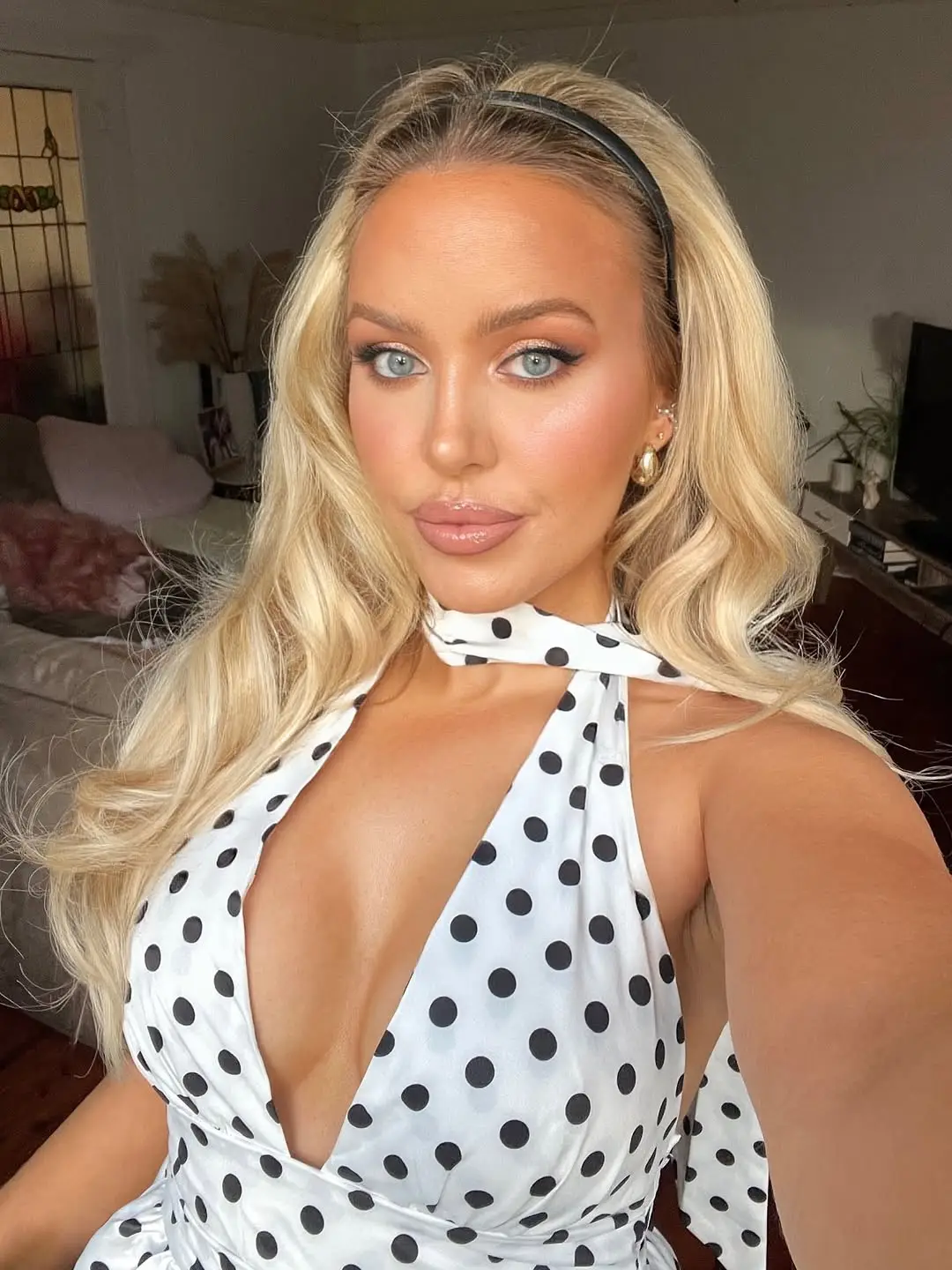 Instagram post preview 3 from kim_muhovics