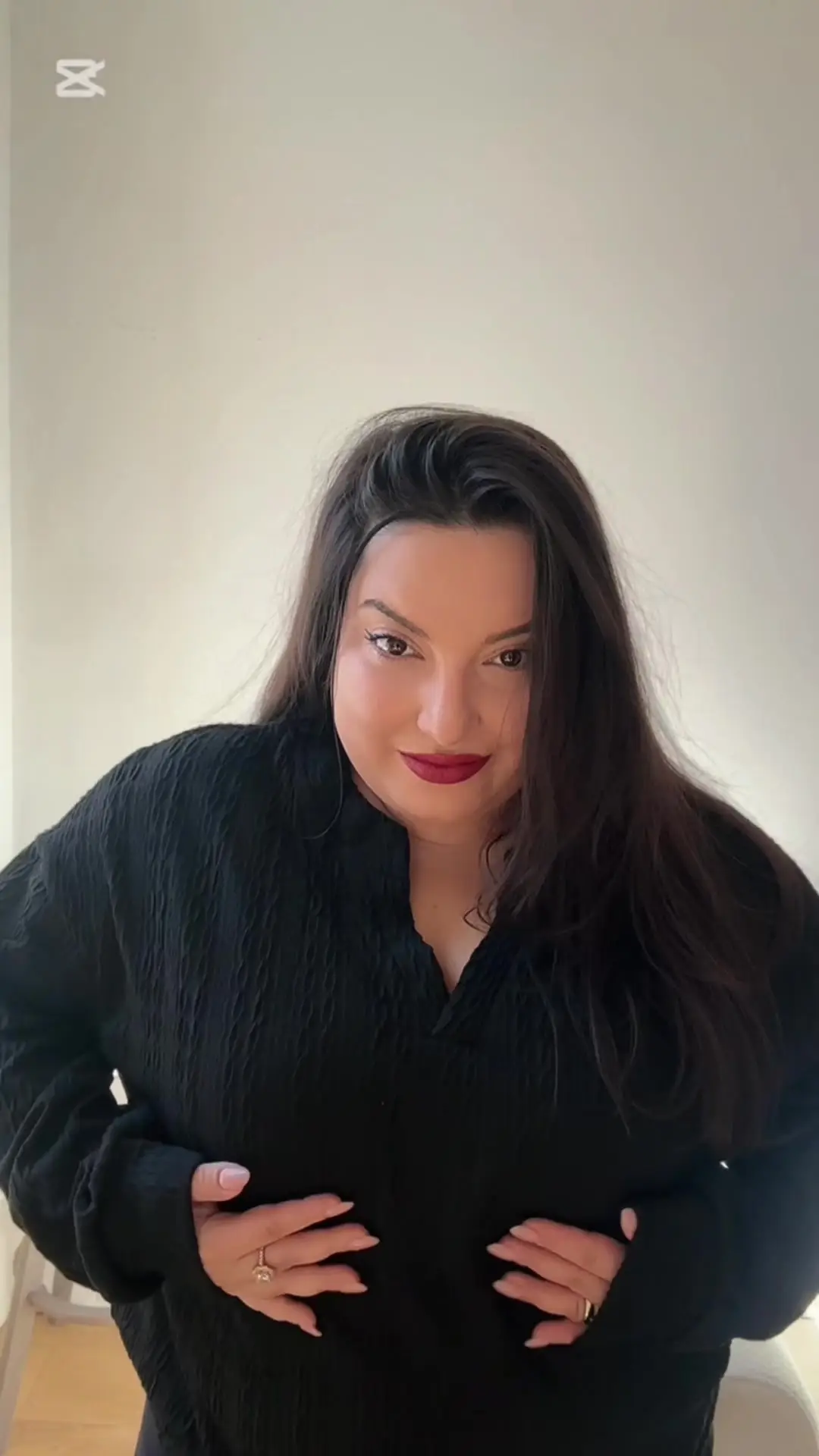 Tiktok post preview 2 from @ani.ugc1