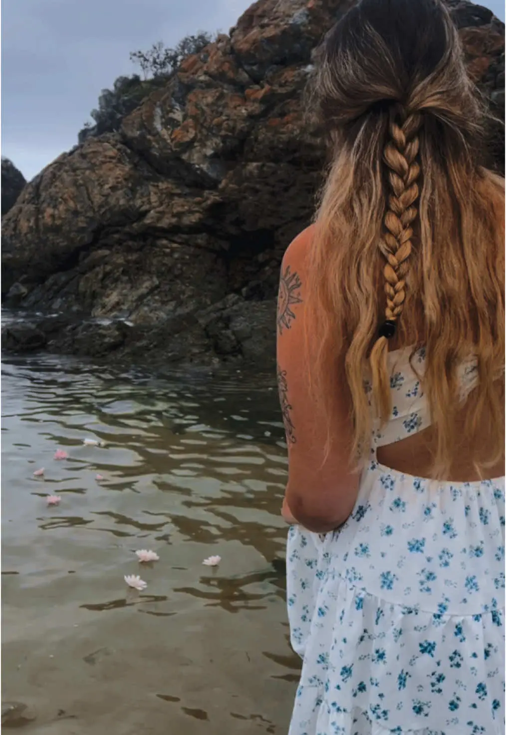 Tiktok post preview 3 from @lararrosee