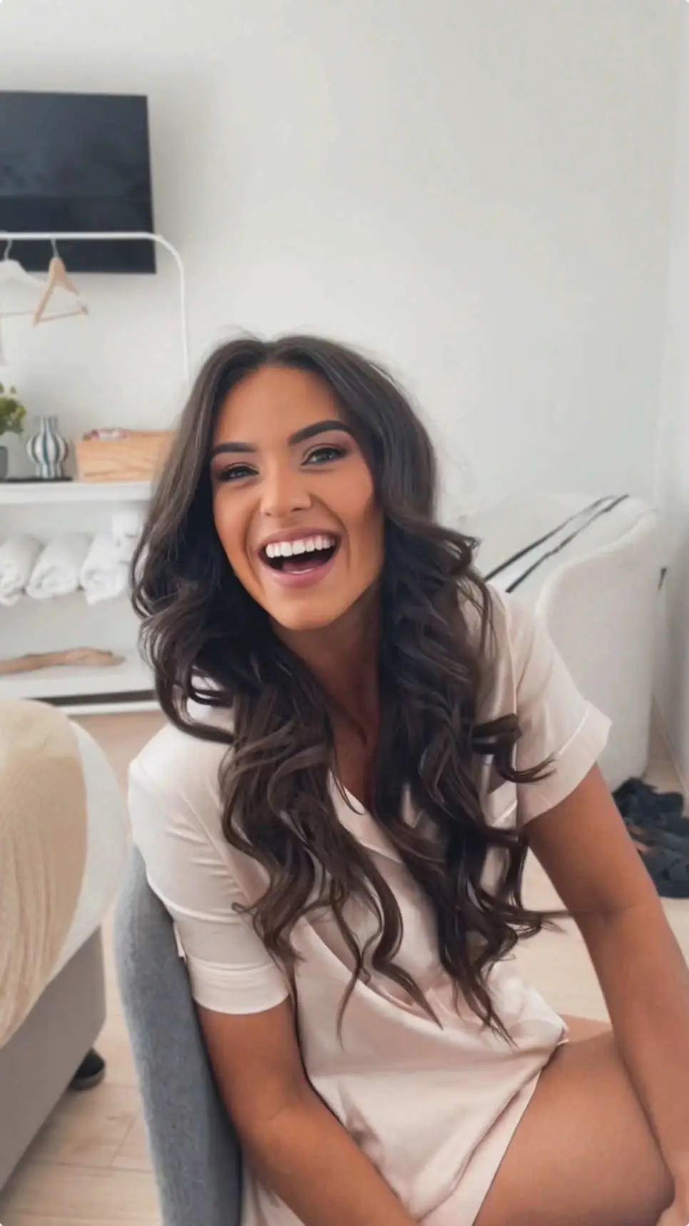 Tiktok post preview 3 from @vsgdiary_courtney