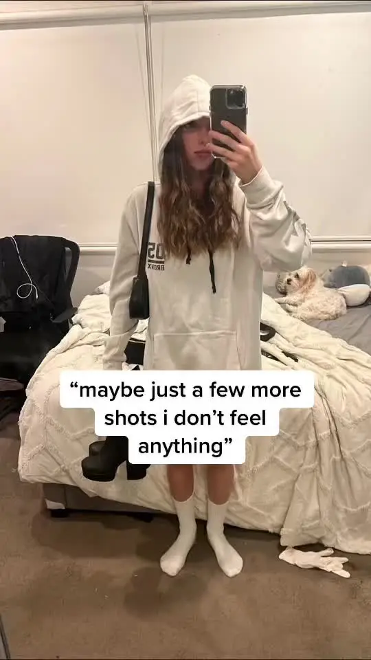Tiktok post preview 3 from @ashleighjellyy