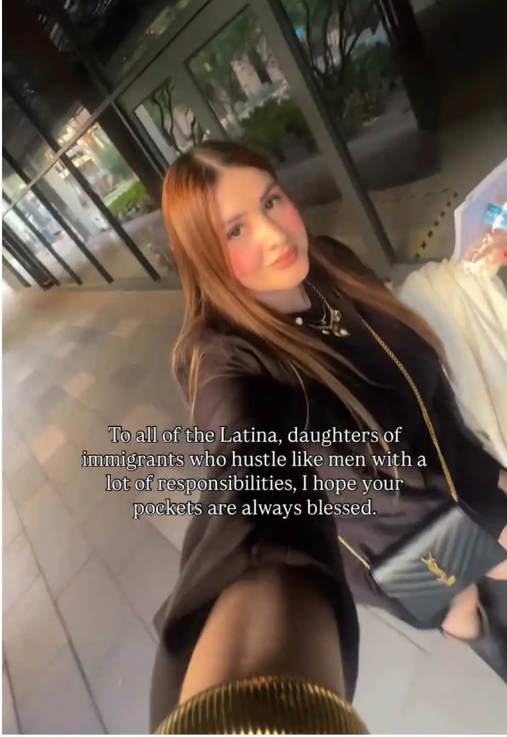 Tiktok post preview 3 from @vanesssa.duran