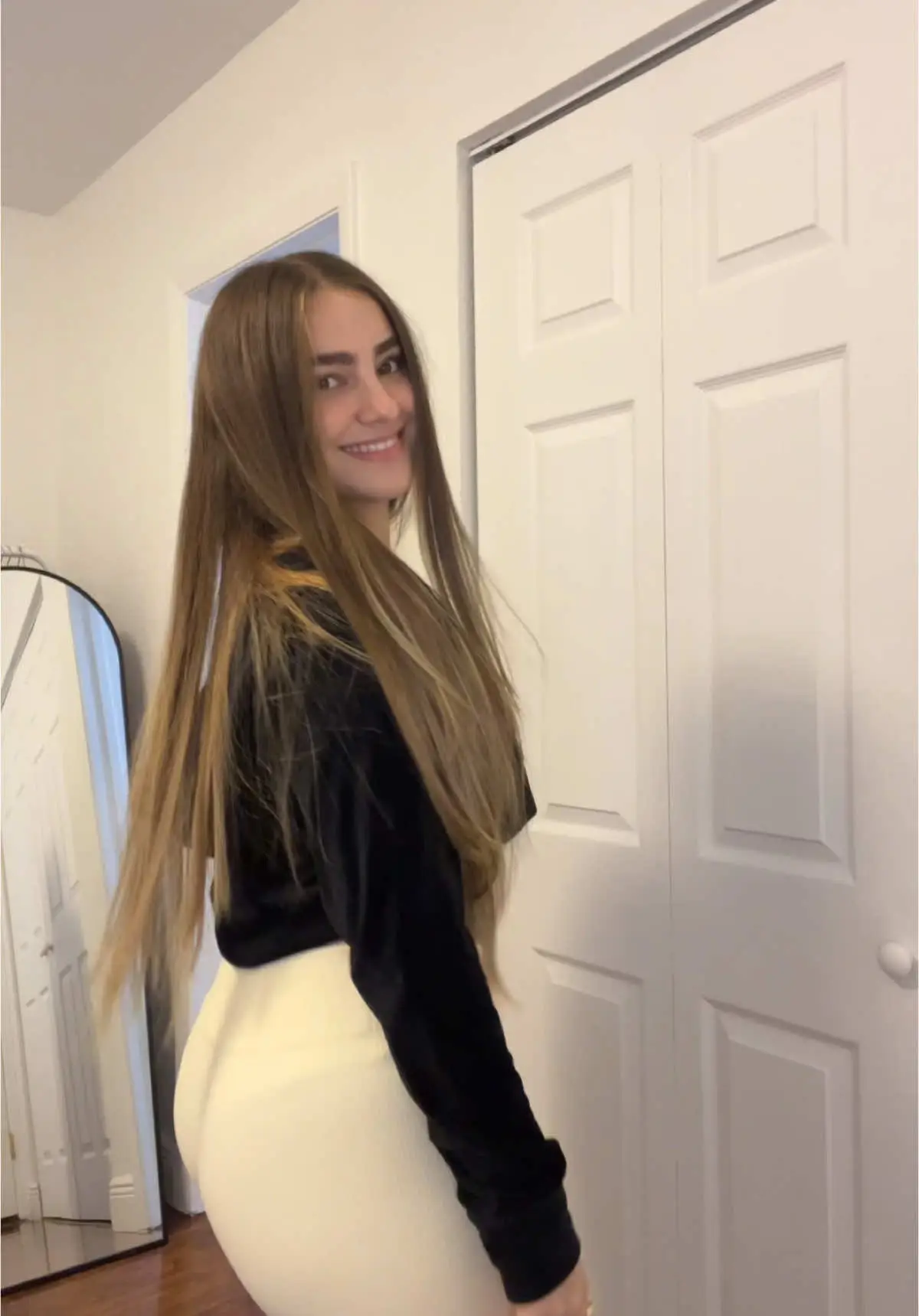 Tiktok post preview 2 from @jennyxcasss
