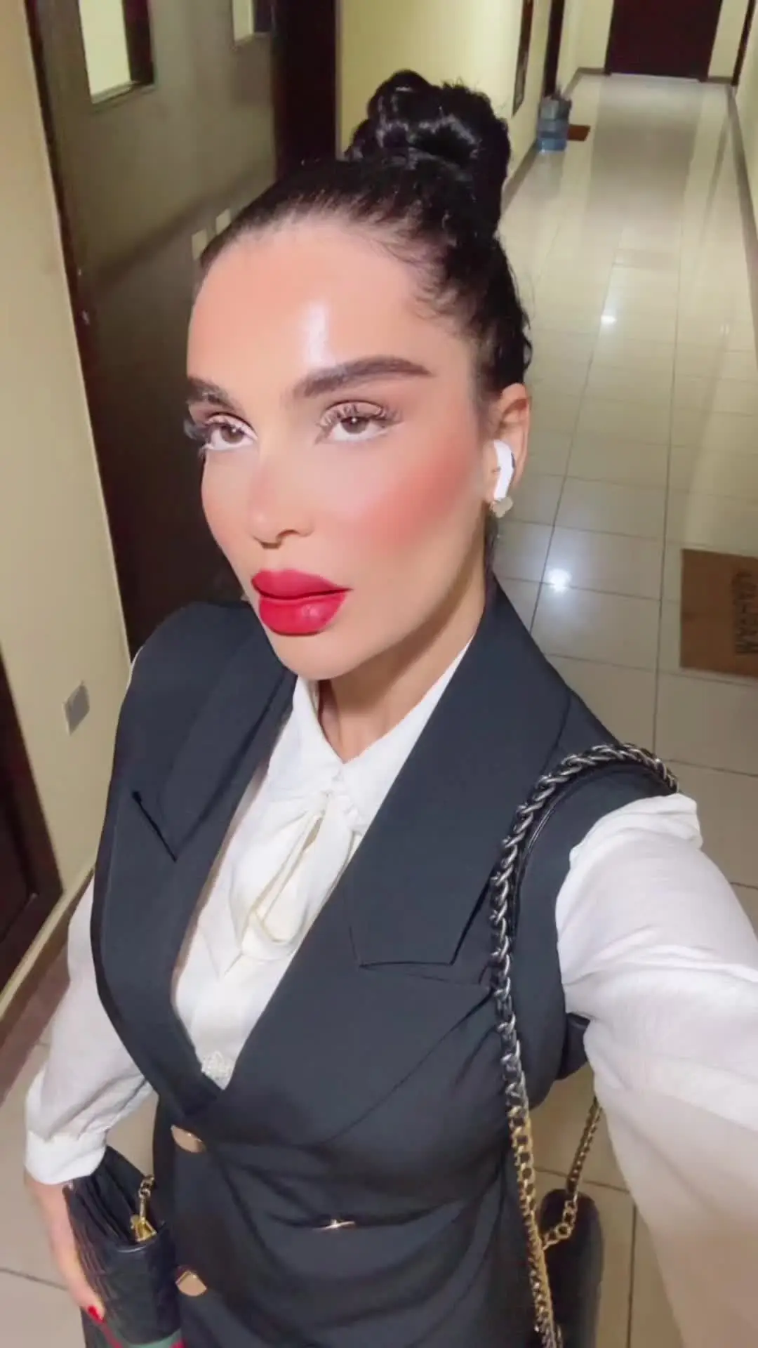 Tiktok post preview 3 from @sarataherri