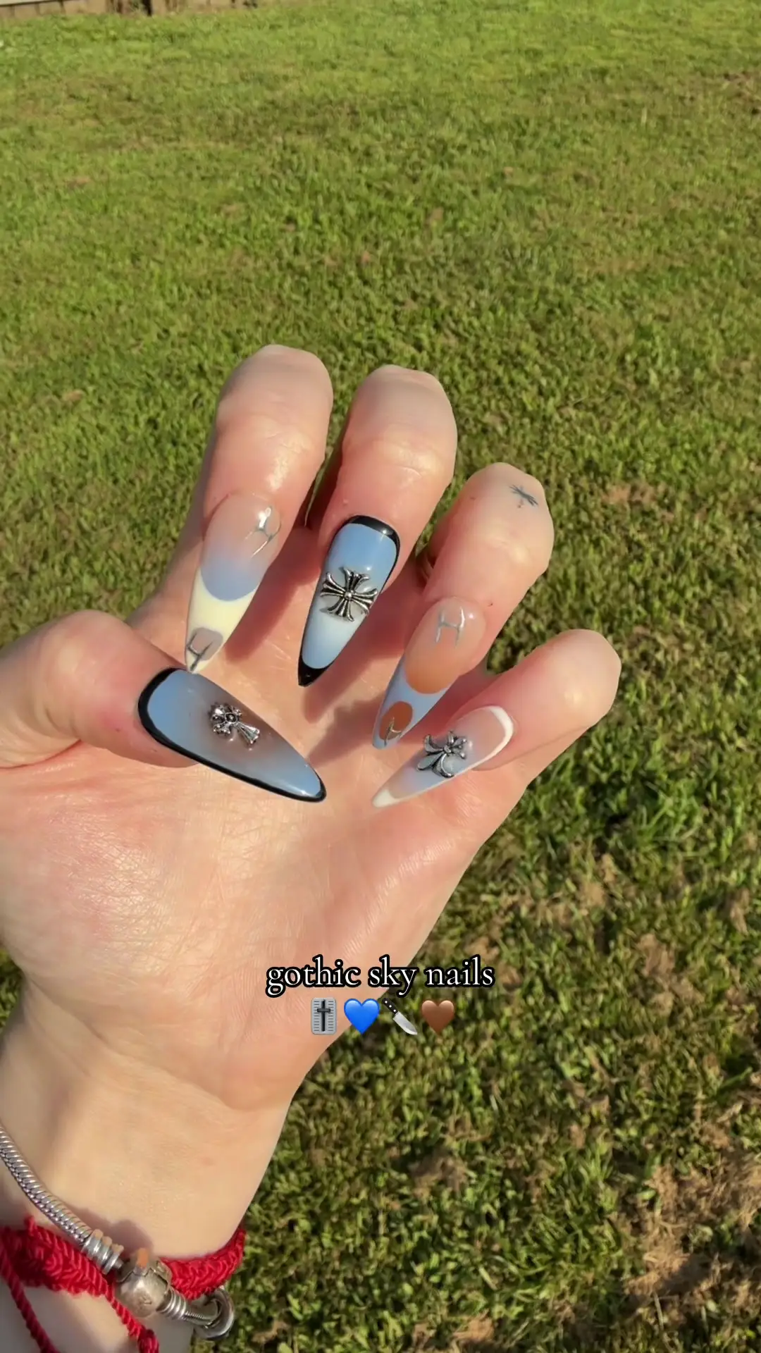 Tiktok post preview 3 from @alexissantosss