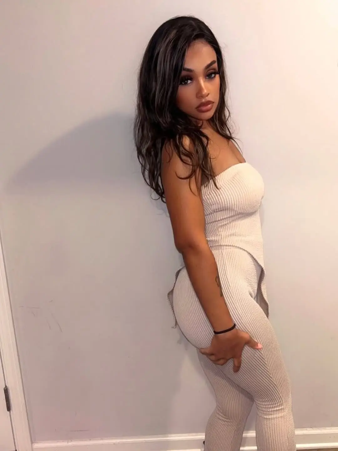 Instagram post preview 3 from theroleesheasharae