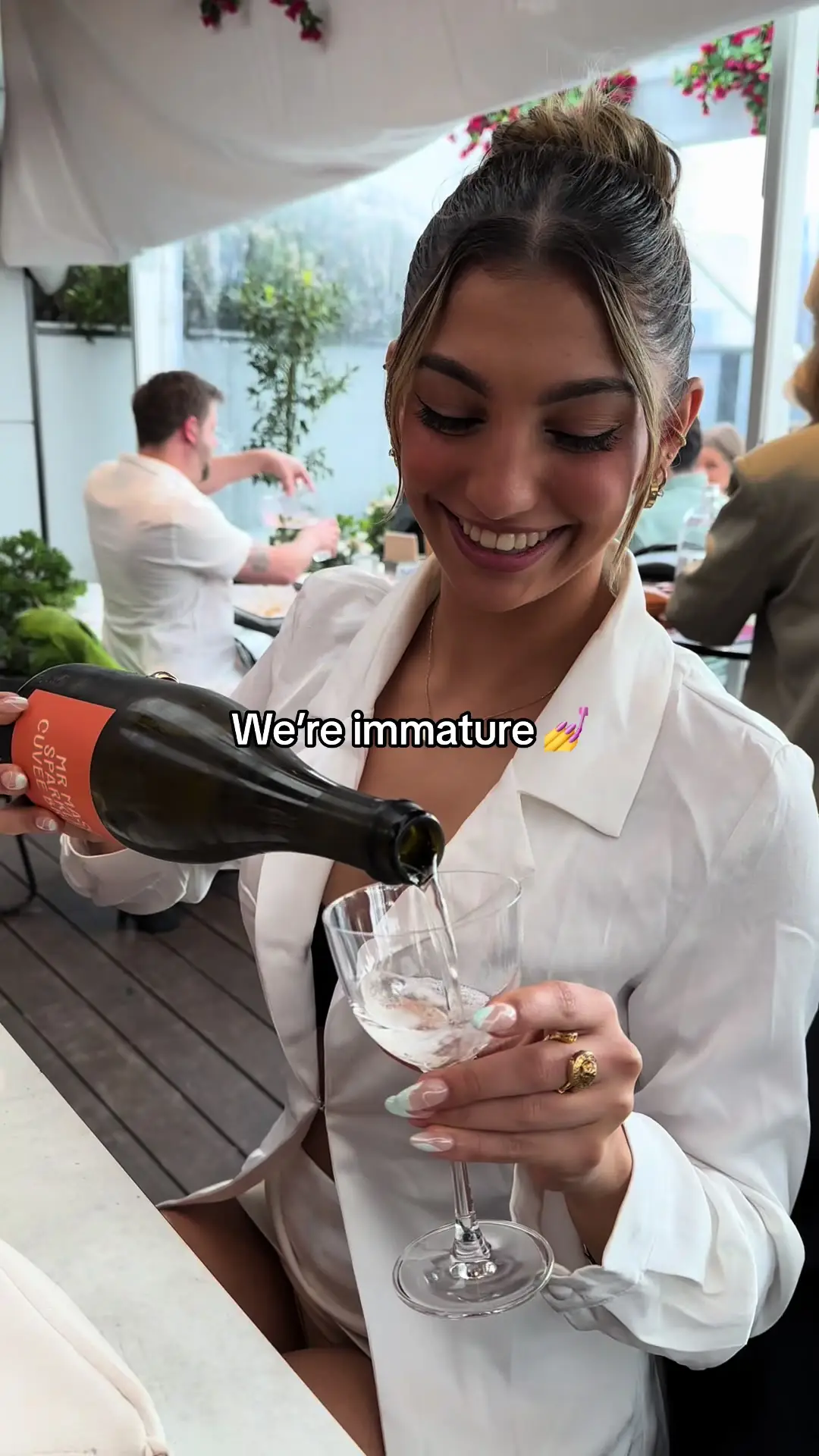 Tiktok post preview 2 from @comeworkwithdee