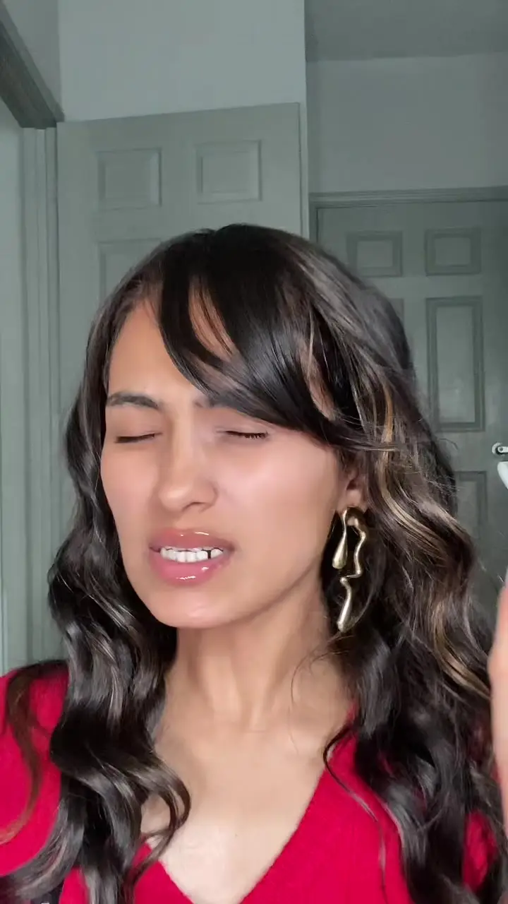 Tiktok post preview 2 from @komalkariatanna