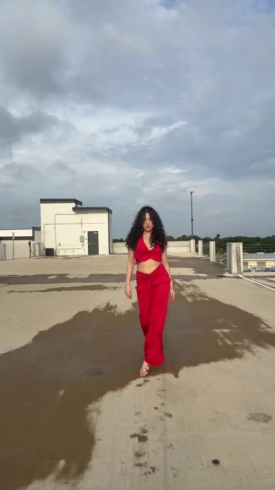 Tiktok post preview 2 from @itslalacouture