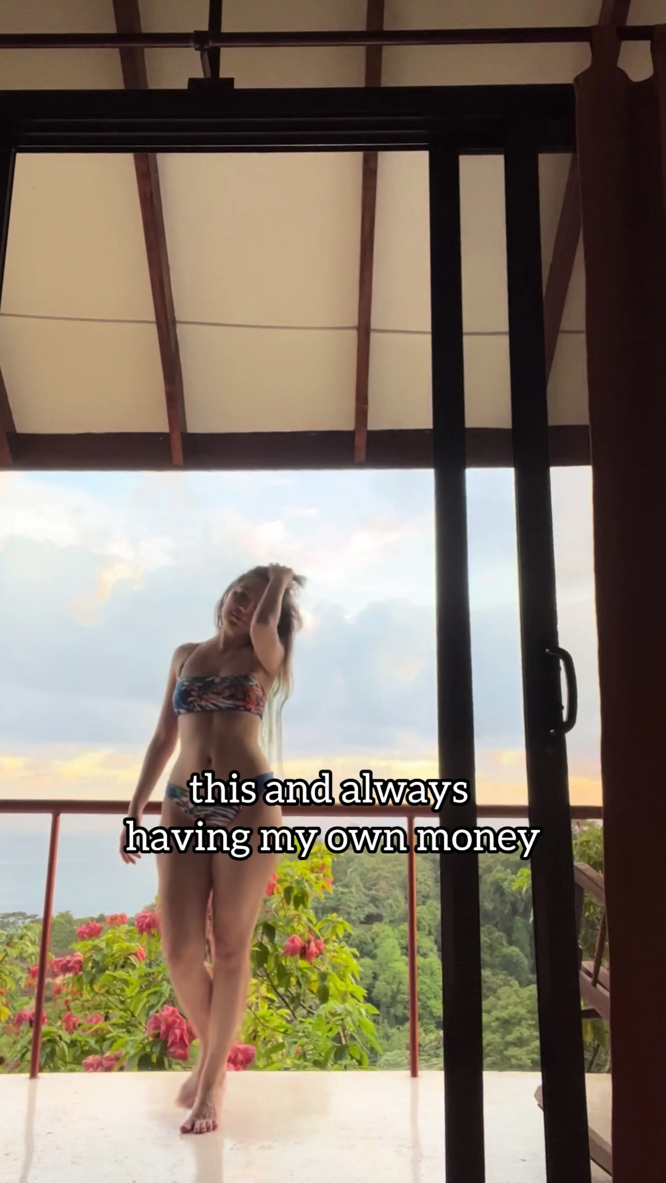 Tiktok post preview 3 from @arielledalia