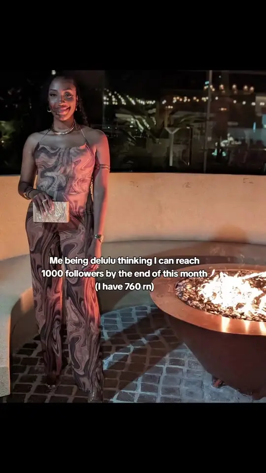 Tiktok post preview 2 from @sheischrissymarie