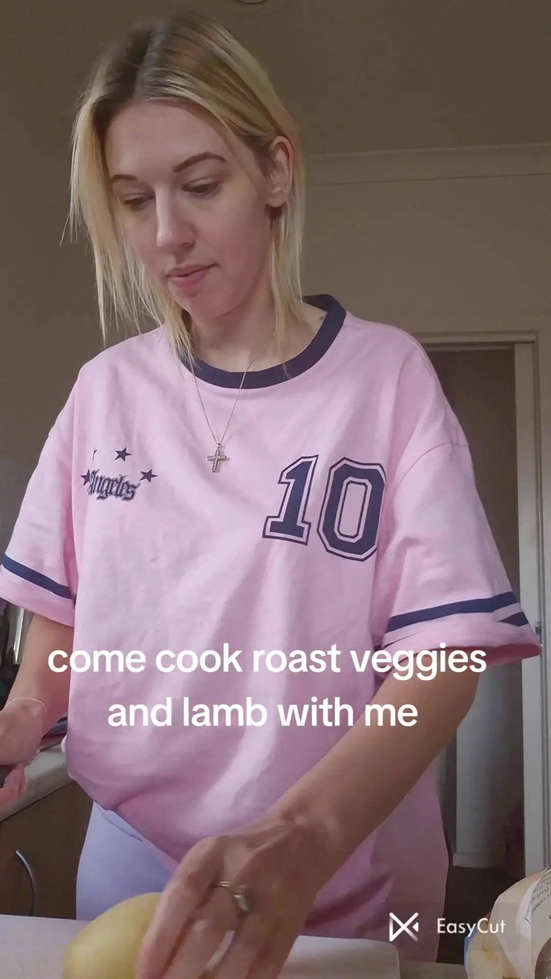 Tiktok post preview 2 from @k_8_03