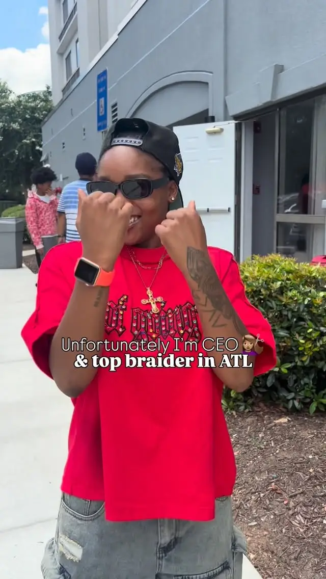 Instagram post preview 3 from therealkemberr