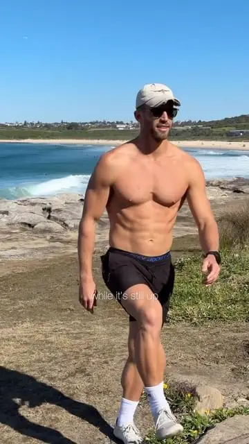 Instagram post preview 3 from aaronwingreen