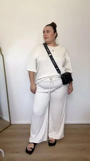 Instagram post preview 3 from _katiefrances_