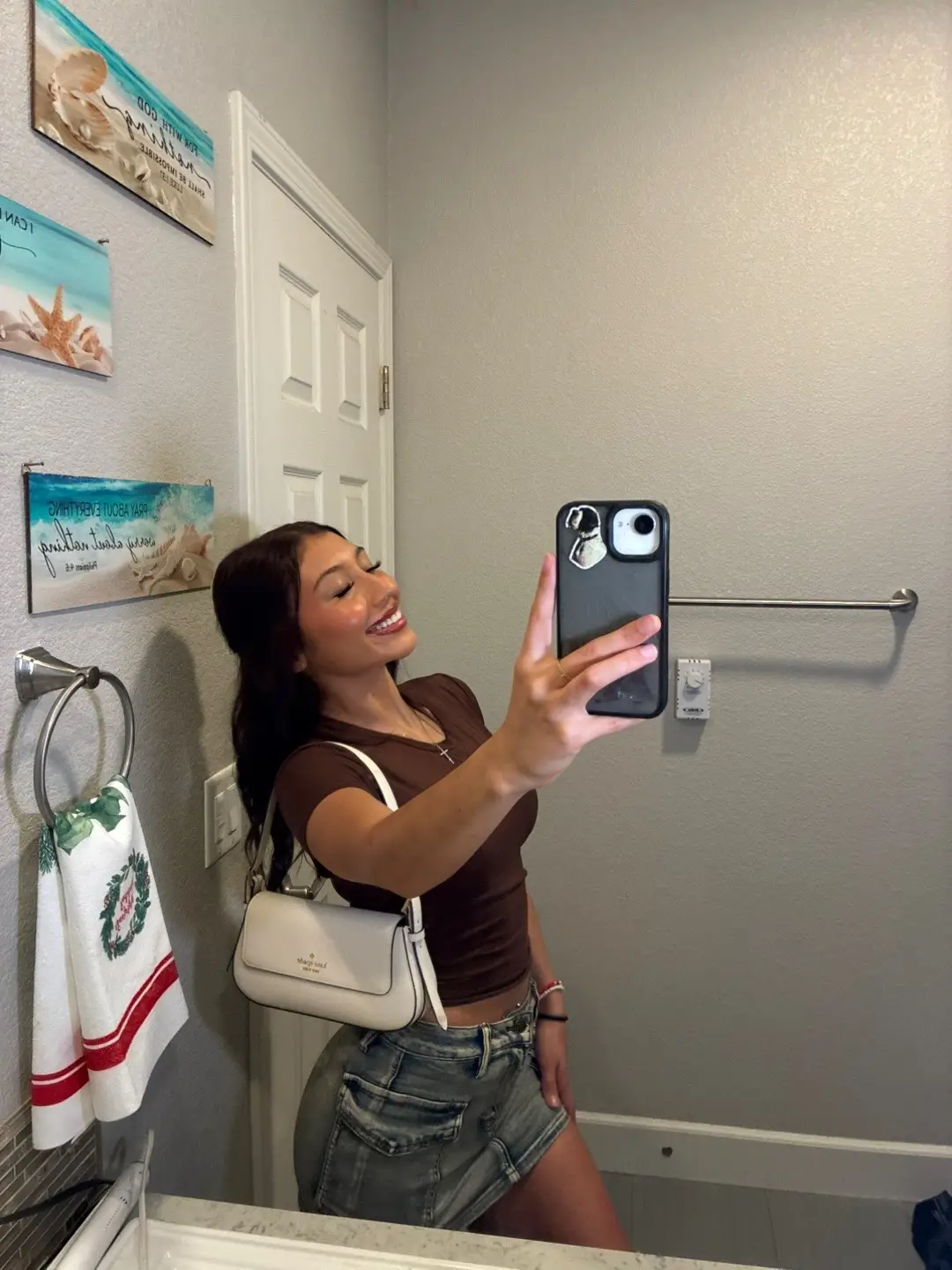 Tiktok post preview 3 from @livwlexx