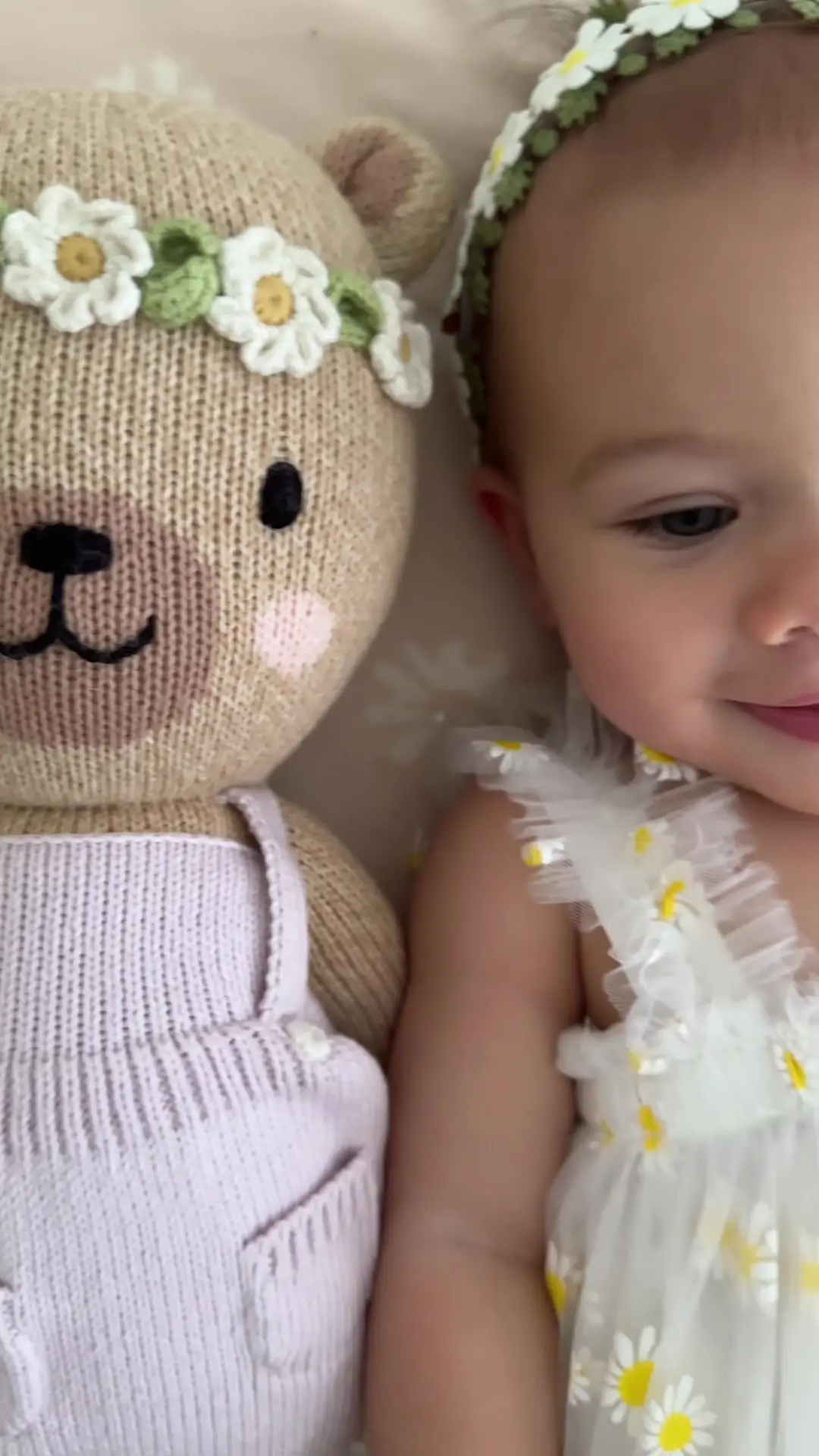 Tiktok post preview 3 from @mikiandminis