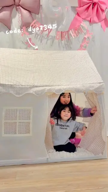 Instagram post preview 3 from liv_ying