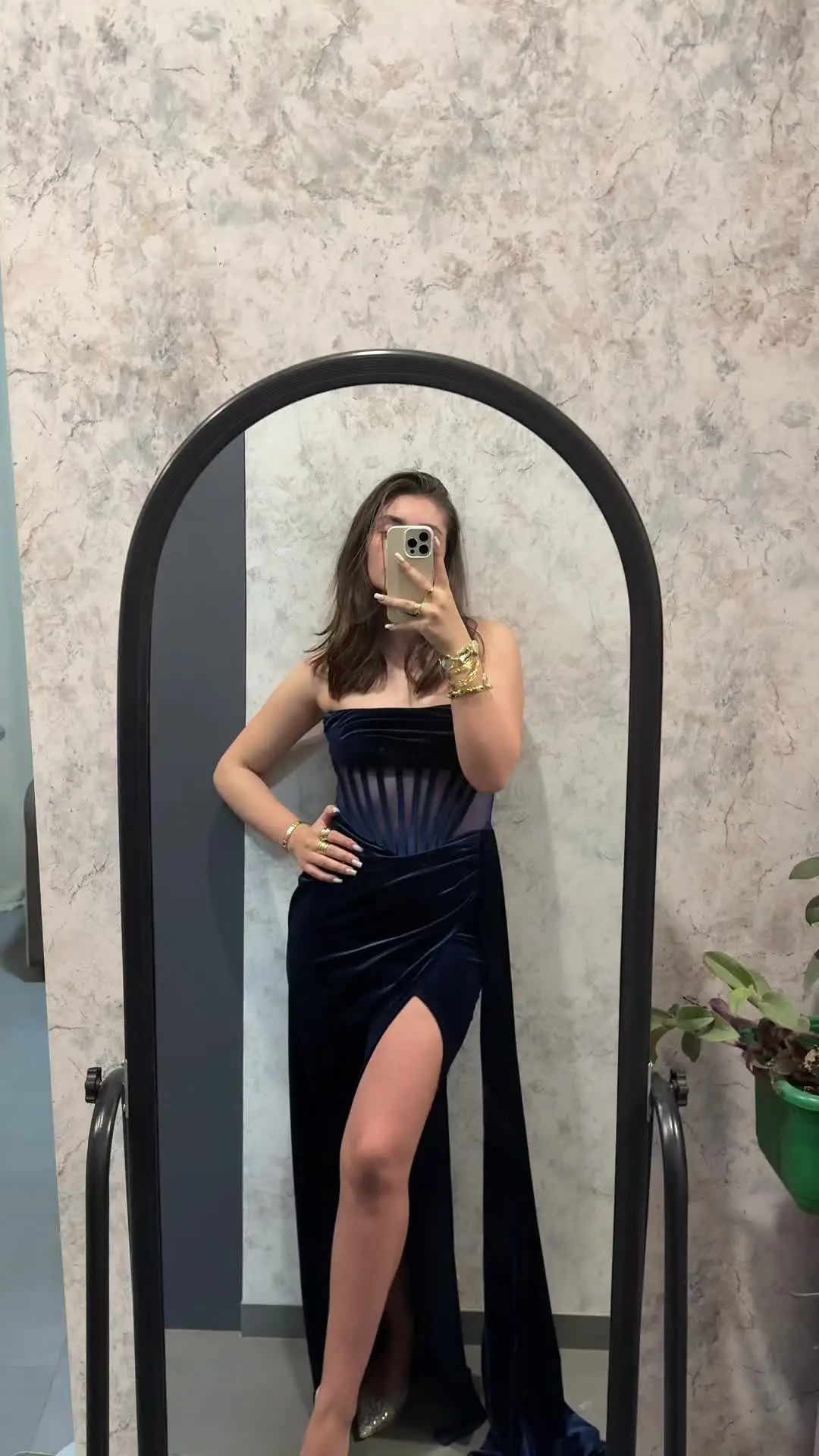 Tiktok post preview 3 from @ninibarbakadze
