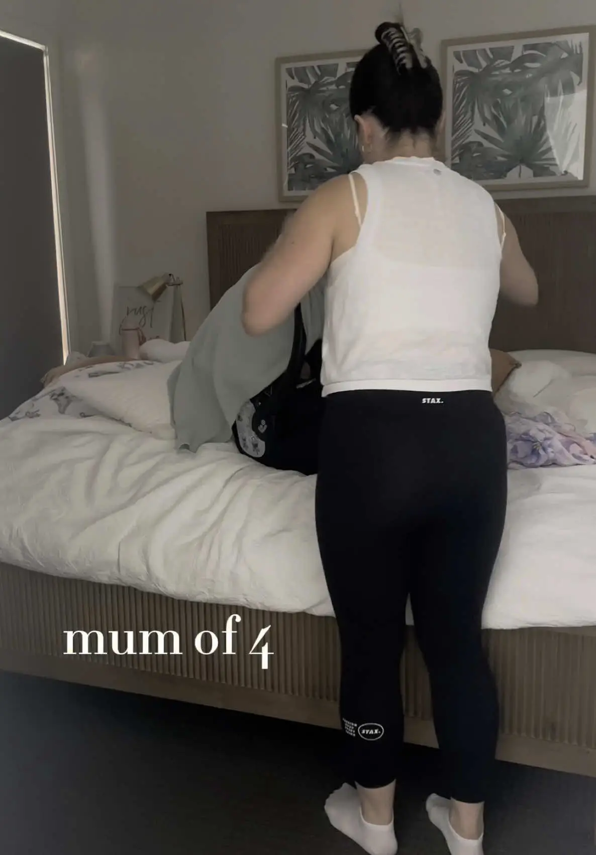 Tiktok post preview 3 from @bylaurahenao_tt