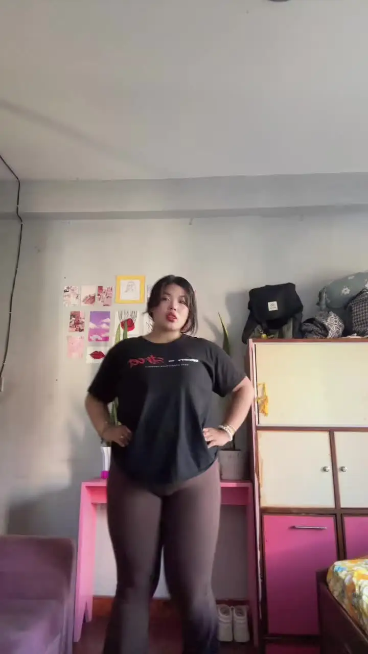 Tiktok post preview 2 from @glammedbydolmanyeshang
