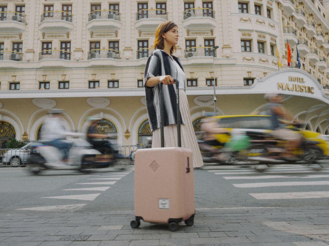 How To Pack For A Holiday With Just Hand Luggage Herschel Supply Co.