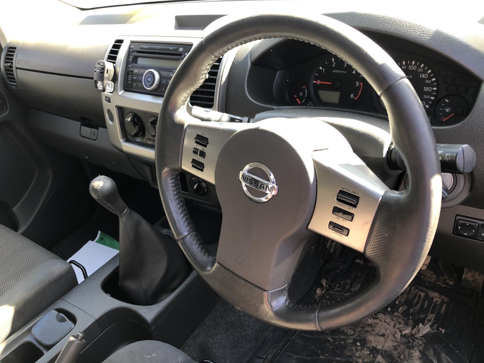 View NISSAN NAVARA 2011 4 Door Utility Breaking
