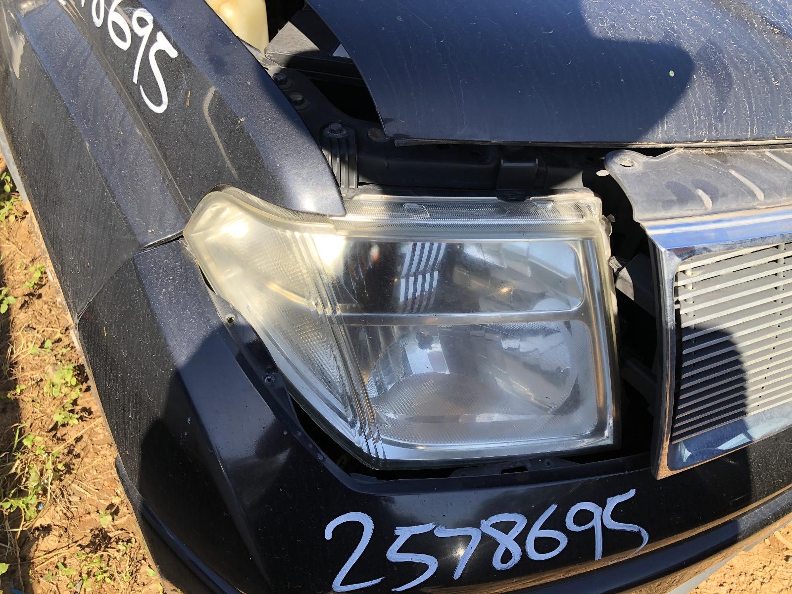 View NISSAN NAVARA 2011 4 Door Utility Breaking
