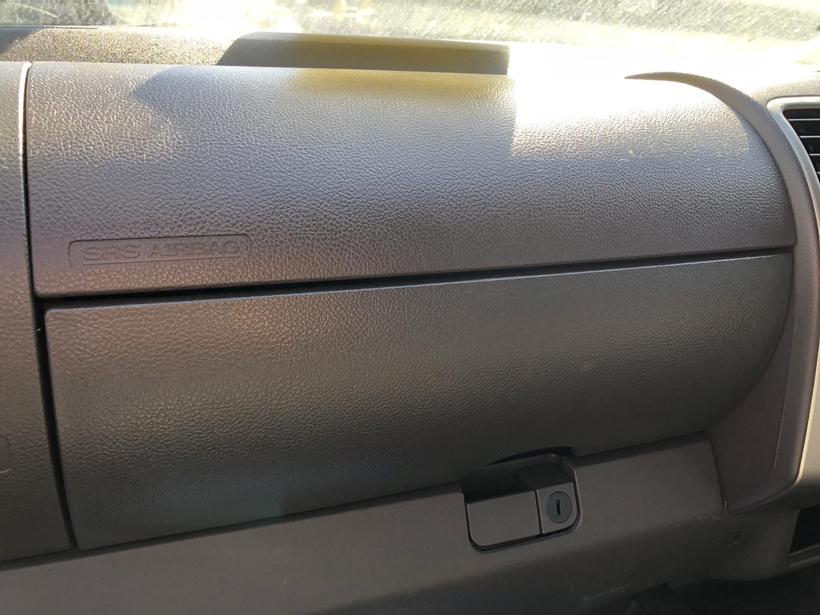 View NISSAN NAVARA 2011 4 Door Utility Breaking